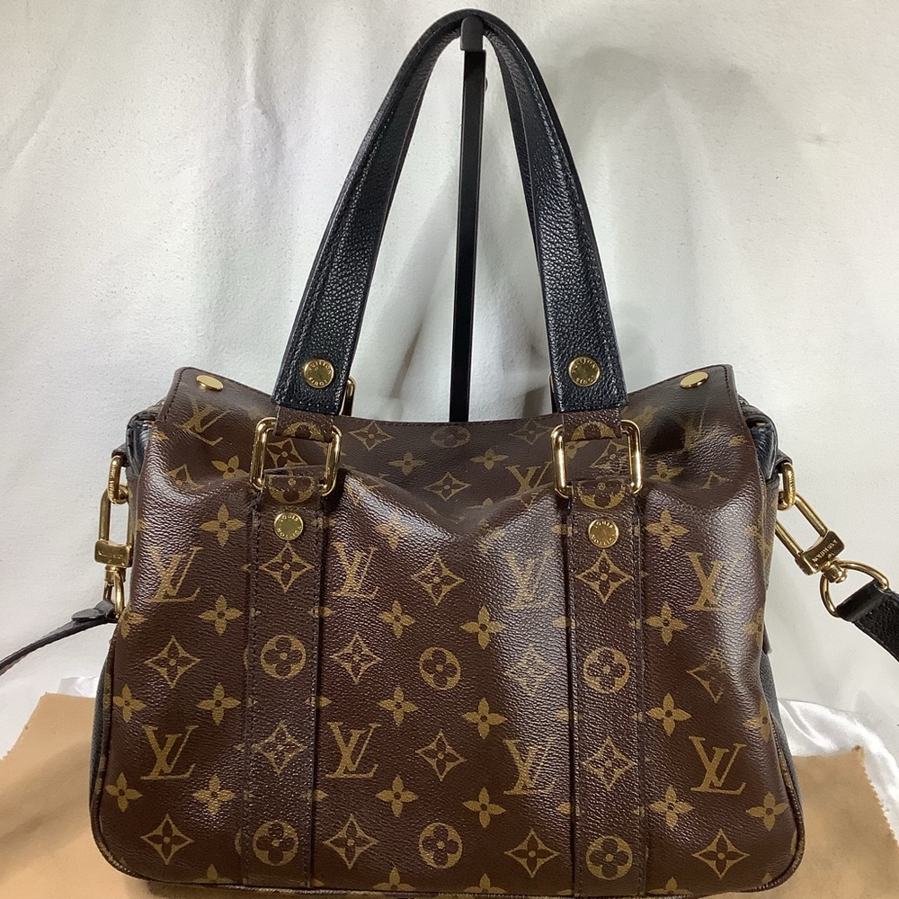 LOUIS VUITTON - Black Manhattan R1.248 - Picture 2 of 16